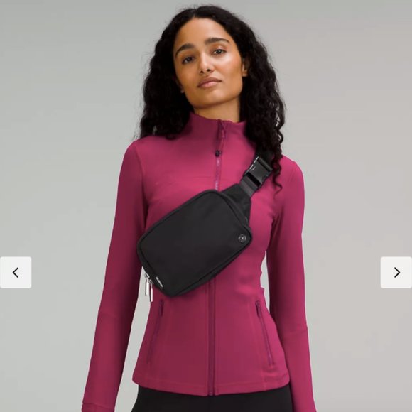 RARE NWT LULULEMON Everywhere Belt Bag LARGE Black - Picture 2 of 2